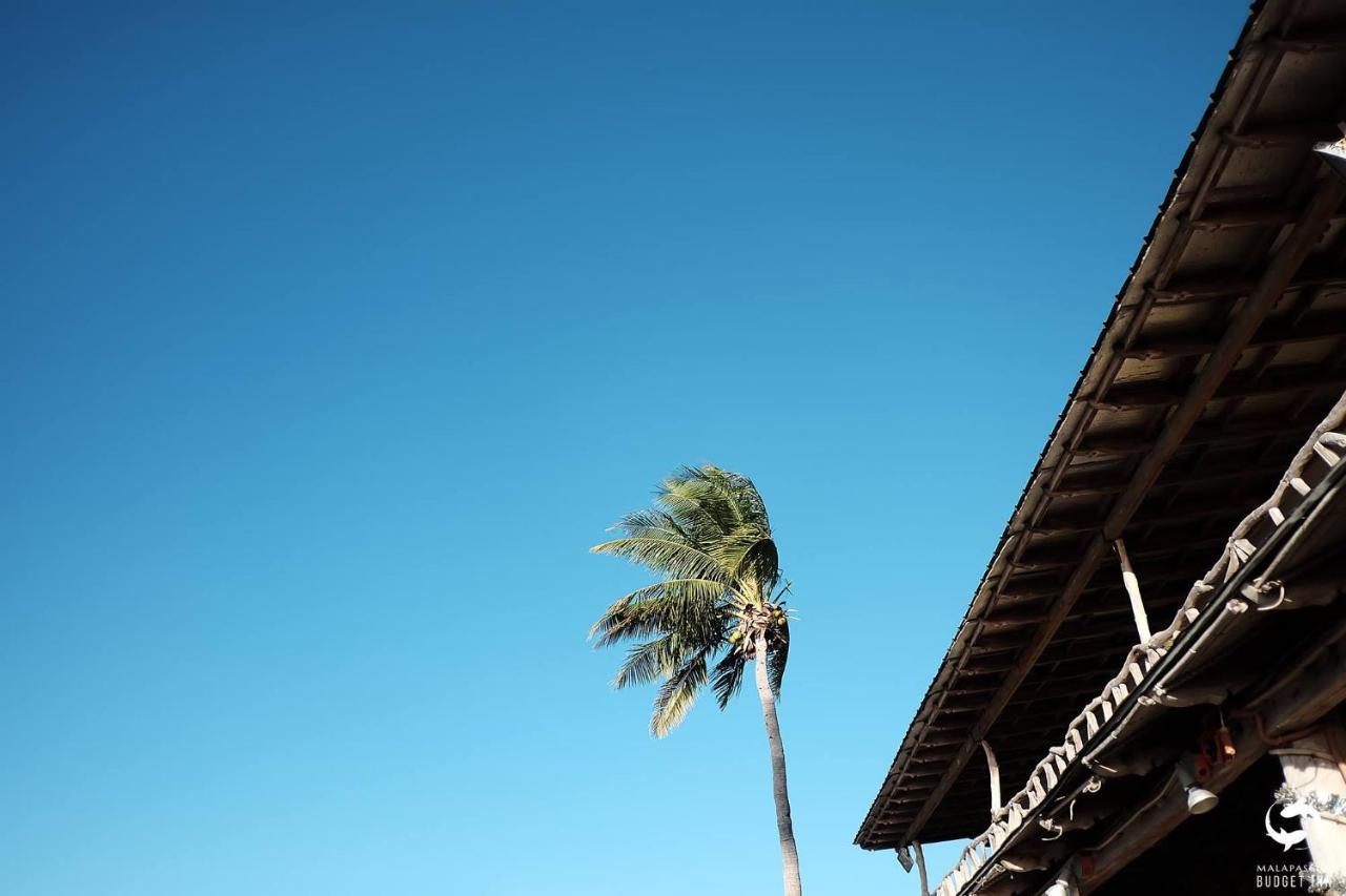 Malapascua Budget Inn Bagian luar foto