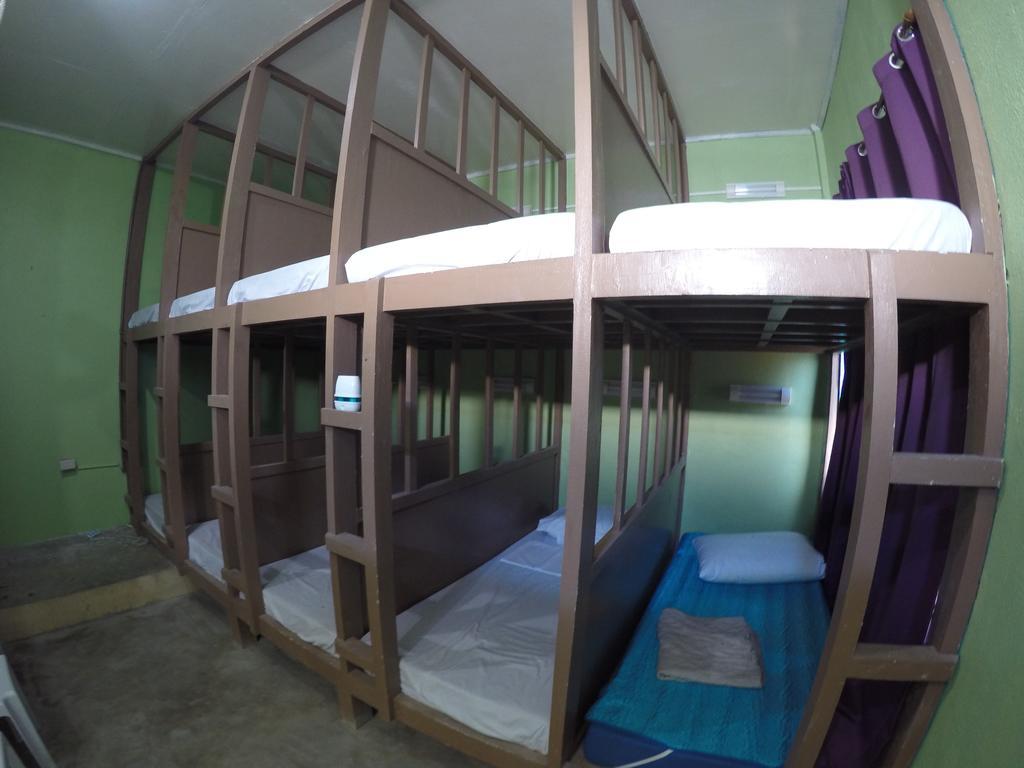 Malapascua Budget Inn Bagian luar foto