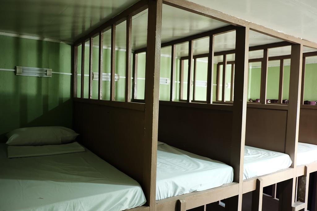 Malapascua Budget Inn Bagian luar foto