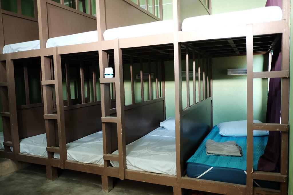 Malapascua Budget Inn Bagian luar foto