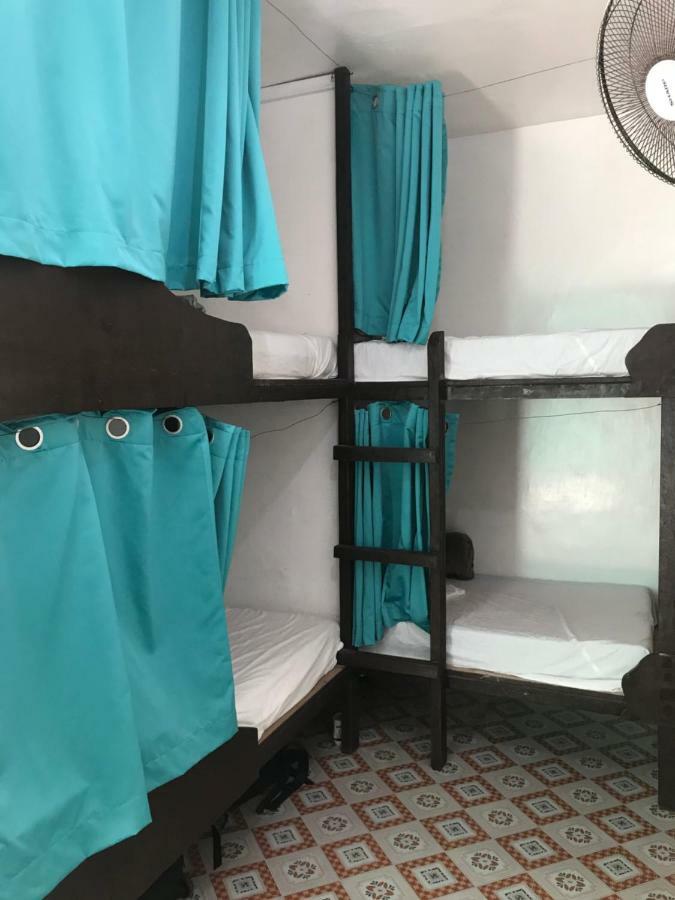 Malapascua Budget Inn Bagian luar foto